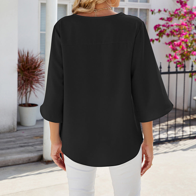 Unifarbenes Shirt mit V-Ausschnitt aus lockerem Chiffon