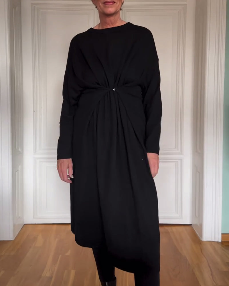 Lässiges, plissiertes Kleid mit langen Ärmeln und Taille