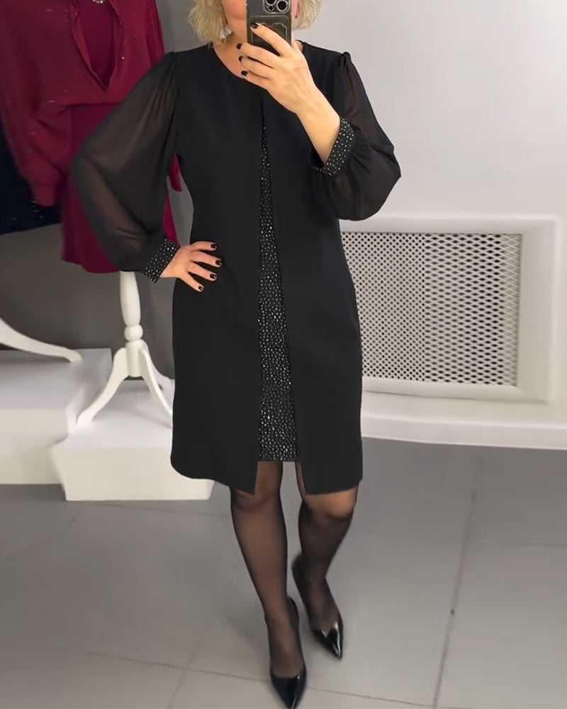 Kleid mit Rundhalsausschnitt und Rauteneinsatz