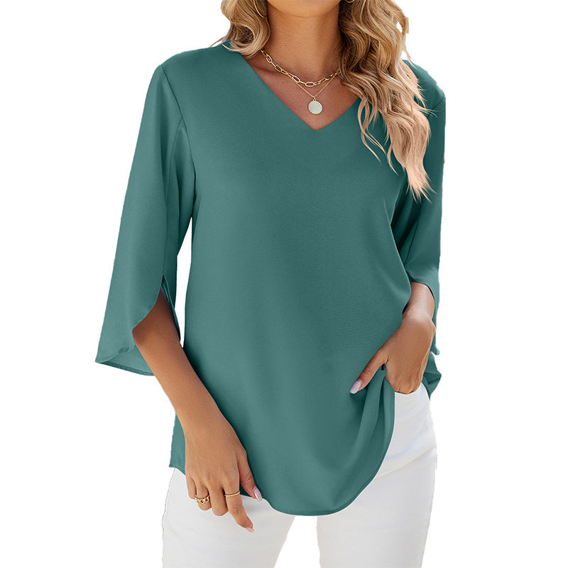 Unifarbenes Shirt mit V-Ausschnitt aus lockerem Chiffon